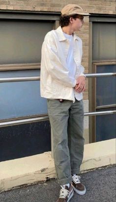 Cream Jacket Outfit, Dickies Outfits Men, Mens Streetwear Urban, Dickies Outfit, White Jacket Outfit, Skater Outfits, Pants Outfit Men, Trendy Boy Outfits, Look Attractive