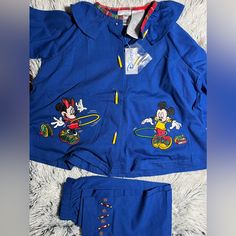 Disney Store Minnie Playground Vintage 2t Long Sleeve And Pant Set! An Adorable First Day Outfit For A Preschooler! Size 2t Brand New With Tags. Features Pencil Buttons And Does Come With 1 Extra! Embroidered Pictures Of Minnie And Mickey Hula Hooping. Disney Minnie Mouse Outfit, Embroidered Pictures, Minnie Outfit, First Day Outfit, Hula Hooping, Minnie Mouse Outfits, Minnie And Mickey, Retro Disney, Velvet Vest