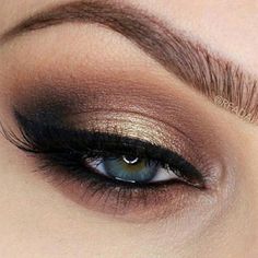 Eye Shadow In A Gorgeous French Roast Neutral Smokey Eye, Pageant Makeup, Gold Smokey Eye, Wedding Hairstyles And Makeup, Makeup Gold, Brown Smokey, Make Up Inspiration, Smokey Eye For Brown Eyes, Blending Eyeshadow