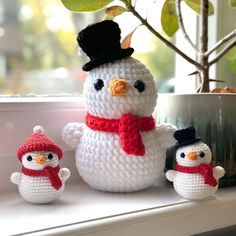 How To Crochet A Snowman, Crochet Christmas Snowman Free Pattern, Christmas Crochet Snowman, Small Snowman Crochet Patterns Free, Snowman Free Crochet Pattern, Winter Amigurumi Free Pattern, Crochet Snowman Pattern Free, Free Snowman Crochet Patterns