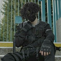 Techwear Guy, Goth Boy Aesthetic, Goth Guy Aesthetic, Goth Techwear, Boys Aesthetic Outfits, Goth Guy, Kawaii Punk, Punk Style Outfits, Techwear Outfits