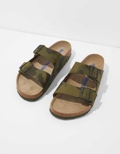 Birkenstock Men, Footbed Sandals, Birkenstock Arizona, Cool Stuff, The Cool, Birkenstock, Women's Jeans, American Eagle Outfitters, Arizona