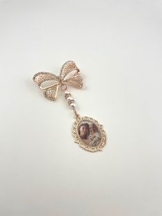 Vintage Rose Gold Brooches For Wedding, Vintage Rose Gold Wedding Brooches, Gold Wedding Brooch Jewelry, Gold Wedding Jewelry With Brooch, Gold Brooch Jewelry For Wedding, Victorian Brooch For Wedding, Victorian Brooch Jewelry For Wedding, Victorian Gold Brooch For Wedding, Victorian Wedding Brooch Jewelry