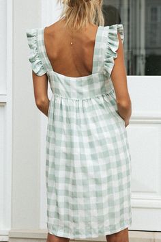 Plaid Patchwork Short Sleeve Dress, Gingham Patchwork Summer Dresses, Green Square Neck Dress For Picnic, Summer Gingham Dresses With Patchwork, Summer Gingham Patchwork Dress, Summer Patchwork Dress For Day Out, Chic Patchwork Dress For Brunch, Summer Mini Length Patchwork Dresses, Patchwork Midi Dress For Day Out