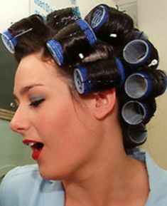 Hair In Rollers, Velcro Hair Rollers, Easy Curly Hair, Hair Iron Curls, Best Curlers