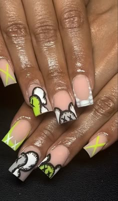 Kaw Nails, Kaws Nails, Halloween Acrylic Nails, Drip Nails