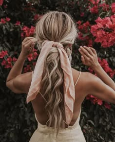 Trendy We Fryzurach, Sweet Hairstyles, Hair Scarf Styles, Hair Ribbons, Bandana Hairstyles, Hair Dos, Scarf Hairstyles, Hair Day, Pretty Hairstyles