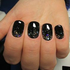 Black And Foil Nail Designs, Dip Powder Nails Black And Silver, New Year’s Eve Glitter Nails, Ideas For Black Nails, Black Nail Designs With Glitter Short, Dip Nails Dark Colors, Black Nails With Colored Glitter, Short Black Wedding Nails, Glittery Black Nail Designs