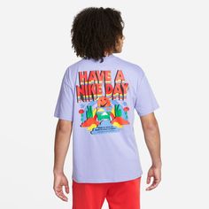 Made with our soft mid-weight cotton fabric in a roomy fit for casual wear, this Nike tee nods to '70s era, earth-friendly graphics, highlighting the good vibes that are still out there in our world. Pull it on, go find a rainbow and have a Nike day.Dropped shoulders, longer sleeves and a roomy fit through the body and hips give the Max 90 silhouette a relaxed and casual look.Mid-weight cotton fabric feels soft and slightly textured.Printed graphics on the chest and back feel soft and smooth.Mor Nike Tee, Nike Tees, Earth Friendly, A Rainbow, Our World, Nike Sportswear, Nike Dri Fit, Mens Fitness, Good Vibes