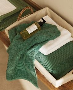 Home Spa Bathroom, Home Massage, Fabric Photography, Spa Room, Beauty Products Photography, Bathroom Spa, Luxury Towels, Wellness Spa, Shower Routine