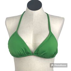 Liberty & Justice Triangle Bikini Top Women’s Size Xl Color Green Adjustable Tie Nwot Hand Wash Made In Morocco Shell : Polyester/Elastane Lining : Polyester/Elastane Filling 100 % Polyester Measurements Chest : 8 Length : 8 See Pictures For More Information. (A-69) Green Triangle Top Swimwear With Padded Cups, Green Triangle Halter Top With Built-in Bra, Green Stretch Swimwear With Padded Cups, Green Swimwear With Padded Cups For Summer, Green Padded Swimwear With Stretch, Green Padded Cup Swimwear For Summer, Green Padded Swimwear For Summer, Green Triangle Top With Padded Cups, Green Seamless Halter Top