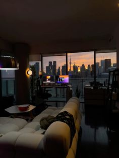 House Aesthetics, Apartment View, Future Apartment Decor, Apartment Aesthetic, Future Apartment, Nyc Apartment, Dream Apartment, Cozy Apartment, House Goals