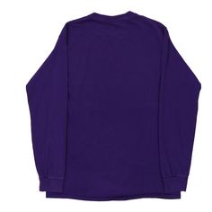 Description:Vintage St. Thomas University purple Mv Sport sweatshirt, fits small.GENDER: womens CONDITION: very good.STYLE: sweatshirtERA: 1990sCOLOUR: purpleFABRIC: cotton Sweatshirt Fits, Good Style, College Sweatshirt, Sports Sweatshirts, St Thomas, Wholesale Shoes, Beauty Bag, Cardigan Coat, Active Wear Tops