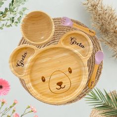 a bamboo plate with two bears on it