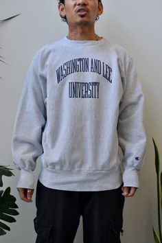 Eighties/Nineties Heather Grey Champion Reverse Weave Washington and Lee University Sweatshirt.  89% Cotton 8% Polyester 3% Viscose Rayon Tag Size XL Excellent Vintage Condition - Wear Around Collar All Measurements Taken Flat Chest-23"  Shoulder to Shoulder-20.5"  Sleeve Length-25"  Shoulder to Hem-28" All Sales Are Final. We have taken the time to note all size measurements and the condition of each piece so please look over all the information of the garment you are considering purchasing. Pl Vintage Gray Tops For College, Vintage Crew Neck Top With Text Print, Vintage Graphic Print Top For Campus, 90s Style Relaxed Fit Sweatshirt For College, Crew Neck Screen Print Top For Campus, Crew Neck Tops With Screen Print For Campus, Vintage Crew Neck Tops For Campus, Retro Winter Tops For Campus, Vintage Long Sleeve Tops For Campus