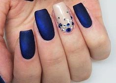 Nails Design Classy, Trendy Blue Nails, Royal Blue Nails Designs, Cobalt Blue Nails, Blue Christmas Nails, Blue And Silver Nails, Blue Nail Art Designs, Silver Nail Designs, Blue Gel Nails