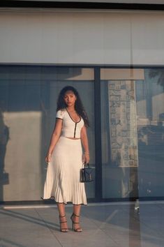 Date Night Outfit Women Classy, Baddie Outfits Casual Black Women, Summer 2024 Outfits Black Women, Modest Outfit Black Women, Black Women Elegant Outfits, Hampton Outfits Summer, Soft Feminine Outfits Classy Summer, Boho Work Outfit Business, Casual Elegant Outfits Classy Simple