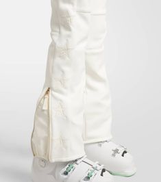 Find JETSET Tiby Ski Pants on Editorialist. Material: 43% nylon, 43% polyester, 14% elastane. Care instructions: machine wash at 30 degrees. Made in Italy. Designer color name: Off White. Material II: 92% polyamide, 8% elastane. Lining: 100% polyester. Closure: zipper, snap-button fastenings. Pockets: zipped pockets. Ski Trousers, White Ski Pants, Ski Snow Pants, Ski Leggings, Full-length Ski Bottoms For Ski Season, Fitted Full-length Skiing Pants, Womens Ski Pants, Skiing Outfit, Ski Pants