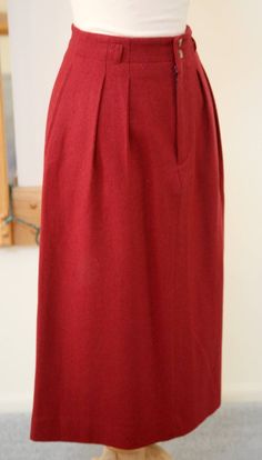 Burnt Sienna Fully LIned Front Pleated Skirt Size 6, Long Skirt, Circa 80's Skirt, Dark Orange Penci Retro High Waist Winter Skirt, Retro High-waist Winter Skirt, High Waist Retro Winter Skirt, Vintage Long Skirt With Relaxed Fit, Vintage Long Lined Skirt, Vintage Fitted Solid Color Skirt, Vintage Fitted Solid Skirt, Vintage Formal Full Skirt Bottoms, Vintage Solid Color Lined Skirt