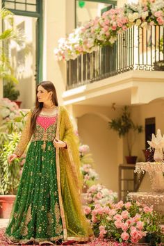 Buy Pishwas Frock and Lehenga Pakistani Bridal Dress to have a head-turning appearance at the Mehndi event. This stunning Pishwas Dress is available Online Traditional Dabka Dresses For Reception, Diwali Chinon Gown With Dabka Detailing, Diwali Gown With Dabka On Chinon, Raw Silk Gown With Dupatta For Traditional Ceremonies, Traditional Dabka Choli In Georgette, Green Unstitched Choli With Dabka, Traditional Dresses With Dupatta For Reception, Reception Dress With Pallu In Chinon, Green Dabka Dresses For Reception