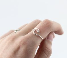 >> SHIPPING DELAYS < Minimalist Wavy Rings For Gift, Minimalist Wavy Rings As A Gift, Minimalist Wavy Rings As Gifts, Everyday Silver Jewelry With Wavy Design, Everyday Silver Jewelry With Wavy Shape, Everyday Silver Wavy Jewelry, Minimalist Sterling Silver Wavy Ring, Adjustable Sterling Silver Wavy Rings, Ocean Rings