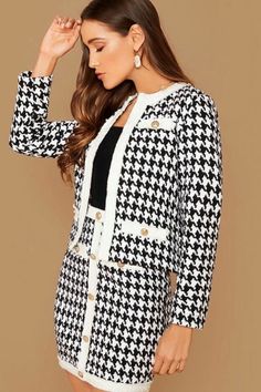 ✅ 100% Satisfaction Guarantee Tweed your way into new style. NOLA is the perfect elegant set for your spring/ fall wardrobe featuring a black and white color in houndstooth pattern of matching jacket and skirt.Material: 85% polyester 15% cotton Model is wearing size S (EU36)Height :175cmBust: 84cm Waist : 61cm Hips : 89cm Care instructions: Handwash or professional dry cleaning SIZE GUIDE Size chart (inch) Size chart (cm) Pictures display Round Neck Blazer, Blazer Outfit, Houndstooth Jacket, Elegant Sets, Houndstooth Pattern, Feminine Dress, Round Neck Tops, Body Con Skirt, Shein Style