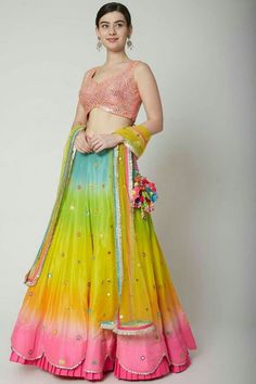 Shaded Lehenga, Mukaish Dupatta, Multi Color Lehenga, Nimrat Khaira, Haldi Outfits, Navratri Dress, Mehendi Outfits, Mirror Embroidery, Wedding Lehenga Designs