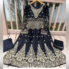 Brand New Net Embroidery Dress Size 42inches Black Embellished Long Sleeve Sets, Anarkali Sets With Gold Embroidery In Black, Black Dabka Work Party Dress, Black Sets With Gold Embroidery For Party, Black Party Dress With Dabka Work, Black Party Sets With Gold Embroidery, Black Embroidered Sets For Spring, Black Dress With Resham Embroidery For Eid, Embroidered Black Sets For Spring