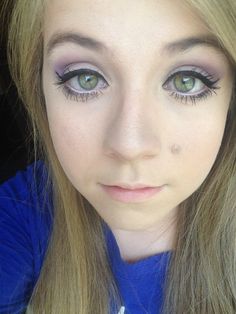 This is green eye makeup that I decided to do, and it looks very nice! I have green eyes so this makeup is perfect for green eyes, hazel eyes, or brown eyes! Eyes Hazel, Green Eye Makeup, Brown Eyes, I Decided