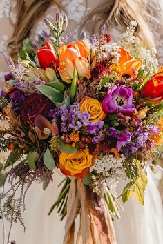 Tulip Wedding Bouquets Are a Must—70+ Styles You’ll Love! 🌷