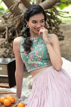 Green floral applique embroidered chambray blouse. Paired with a flowing pink georgette lurex skirt - Aza Fashions Summer By Priyanka Gupta, Mirror Blouse, Green Mirror, Floral Applique, Set Women, Green Blouse, Embroidered Blouse, Aza Fashion, Chambray