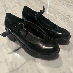 Size: Women’s 7 Og Price: $204 Plus $20 Ship Fee Condition: Good (1 Marking) Mark/Flaw Shown On Last Slide Everyday Staple, Perfect For Every Season, School Or Work Attire! Black Mary Janes, Urban Outfitters Shoes, Platform Mary Janes, Work Attire, Mary Janes, Urban Outfitters, Women Shoes, Women Shopping, Black