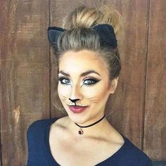 Nem Halloween Makeup, Kitten Makeup, Black Cat Makeup, Maquillage Halloween Simple, Cat Halloween Makeup, Halloween Make-up Looks, Black Cat Costumes, Makeup Recipes, Animal Makeup