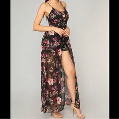 Brand New Without Tags Condition. Black Maxi Romper With Burgundy Flower Print Throughout. The Bust Is Padded So A Bra Is Not Needed. Hidden Zipper In The Back That Works Perfectly. The Straps Are Adjustable. Deep V Neck With A Strappy Look. Material Is Not Stretchy. Size S And Fits True To Size. Bundles Of 2 Or More Items Get 20% Off Floral Print Jumpsuits And Rompers For Date Night, Sleeveless Floral Print Jumpsuit For Night Out, Black Floral Print Jumpsuits And Rompers For Vacation, Black Floral Print Jumpsuit For Vacation, Flirty Floral Print Jumpsuits And Rompers For Party, Flirty Floral Print Jumpsuit For Party, Island Wedding Dresses, Maxi Romper, Romper Black