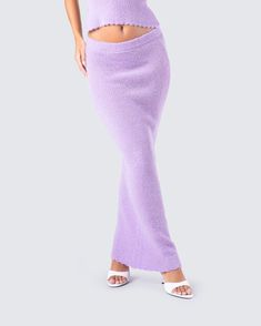 Wrap yourself in lavender dreams with this mid-rise knit maxi skirt ✨ Blending cozy comfort, and irresistible charm in a way that is perfect for any occasion 💜 White Corset Dress, Rhinestone Top, Fitted Maxi Dress, Knit Maxi Skirt, Mesh Maxi Dress, White Corset, Pink Fits, Sequin Mini Skirts, Pink Ruffle