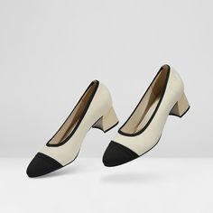 Julie Round-Toe Chunky Heels Black White-Washable & Comfortable | VIVAIA French Minimalist Wardrobe, French Wardrobe Basics, Best Shoes For Travel, French Chic Fashion, Work Pumps, Parisian Chic Style, Black Chunky Heels, Natural Cushions, Mid Heel Sandals