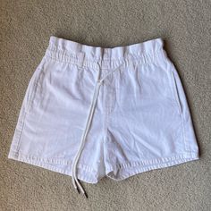 Nwot The Tag Says Petite Small, But They Definitely Fit Like A Regular Women’s Size. Best Fits Size S-M With A Loose Fit. The Inseam Measurement Is 3”, The Measurement Across The Stretchy Waist Laying Flat Is 14.5”, And The Full Length From Waist To Hem Is 16” Gap Cotton Shorts With Elastic Waistband, White Everyday Short Bottoms, White Everyday Shorts, Gap Cotton Bottoms With Drawstring, Gap Summer Shorts With Elastic Waistband, Everyday White Summer Shorts, Gap Cotton Shorts For Summer, Gap High-waisted Summer Shorts, Gap Casual High-waisted Shorts