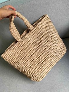 Size: 47cm*35cm*15cm It comes with Dust box, Care manual, Tag, and Paper bag. New Handbags, Luxury Bags, Wellness Design, Paper Bag, Clutch Bag, Things To Come, High Quality, Leather