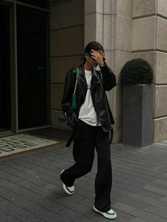 Looks Black, Mode Inspo, 가을 패션, Outfit Inspo Fall, Looks Style, Mode Inspiration, Street Style Outfit, How To Style, Outfits Casuales