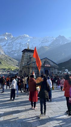 kedarnath temple wallpaper Kedarnath Asthetic Pic, Kedarnath Snapchat Story, Kedarnath Night View, Kedarnath Images, Kedarnath Pic, Kedarnath Snap, Kedarnath Aesthetic, Kedarnath Photo, Iit Roorkee