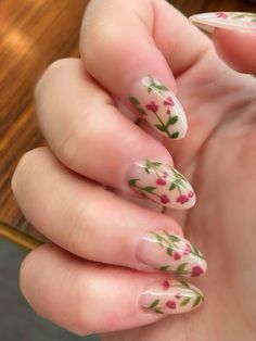 #cottagecore #tulips #nailinspo Cottagecore Nails, Tulip Nails, How To Have Style, Floral Nail Designs, Her Nails, Estilo Hippie, Soft Nails, Prom Nails, Dream Nails