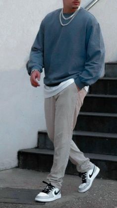 Men Casual Fashion 2023, New Balance Guys Outfit, Cute Fall Guy Outfits, Loose Fit Mens Fashion, Mens Grey Shoes Outfit, Mens Fall Fashion Aesthetic, Men’s Clean Style, Aesthetic Street Style Men, Fashion Outfits Men Winter