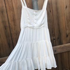 Size M Forever 21 White Summer Dress Never Worn New With Tags ! Size Medium Forever 21 Flowy Sundress, Forever 21 Flowy Midi Dress, Forever 21 Sundress Midi Dress For Day Out, Forever 21 Sundress For Day Out, Casual Summer Midi Dress By Forever 21, Casual Forever 21 Summer Midi Dress, Forever 21 Casual Summer Midi Dress, Casual Vacation Midi Dress By Forever 21, Casual Vacation Midi Dress From Forever 21