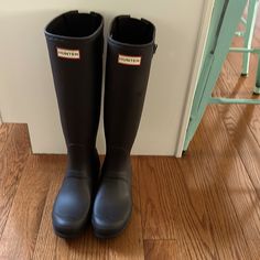 Like New - Never Worn, Tall Black Matte Hunter Rain Boots Classic Round Toe Rain Boots For Fall, Tall Rain Boots, Hunter Rain Boots, Hunter Shoes, Women Hunters, Black Matte, Winter Rain, Rain Boots, Like New