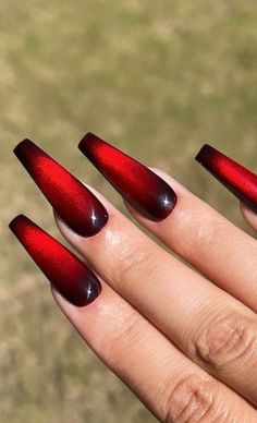 Gothic Red Nails Acrylic, Purple And Red Ombre Nails, Red Chrome Ombre Nails, Red Ombre Nails Square, Red And Black Nails Christmas, Red And Black Ombre Acrylic Nails, Black And Red Cateye Nails, Dark Red Coffin Nail Ideas, Red And Black Coffin Nail Ideas