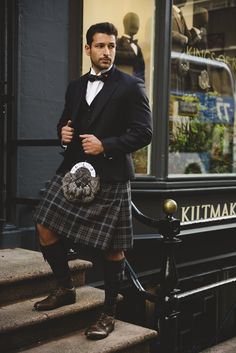 Scotland Interior, Perfect Objects, Interior Design Retail, Scottish Men, Scottish Skirt, Irish Tartan