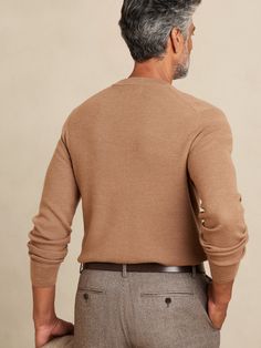 A textile masterpiece , this fine-gauge henley sweater is made from luxurious Merino wool spun for us in Italy, knitted into a modified waffle stitch with ottoman rib detailing at the cuffs and hem for sumptuous, heirloom-worthy layering.  RESPONSIBL Camel Sweater, Waffle Stitch, Camel Sweaters, Henley Sweater, Modern Masters, Wool Yarn, Merino Wool, Banana Republic, Camel