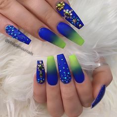 Blue Neon Green Nails, Blue Green Nails Designs, Neon Blue Nails, Royal Blue Nails, Neon Green Nails, Yoichi Isagi, Boy Bike, Green Nail Designs, Nail Room