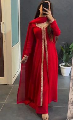 Wedding Type Dresses, Trending Tops For Women 2024, Latest Stylish Suits Design, Plazo Suit Design Latest, Latest Party Wear Dresses, Easy Fancy Dress, Simple Dress Casual, Simple Frock Design