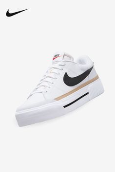 Elevate your everyday style in this legacy-inspired shoe with a lifted platform midsole. Preppy Shoes Nike, Womens Shoes 2023, Nike Platform Sneakers, Nike Court Legacy Lift, Court Legacy Lift, Fashion Tennis Shoes, Nike Court Legacy, Nike Shoes Girls, Dr Shoes